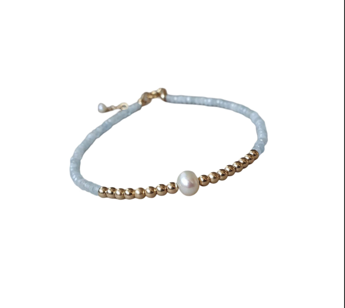 Aelina Freshwater Pearl Natural Stone and Gold Beaded Bracelet